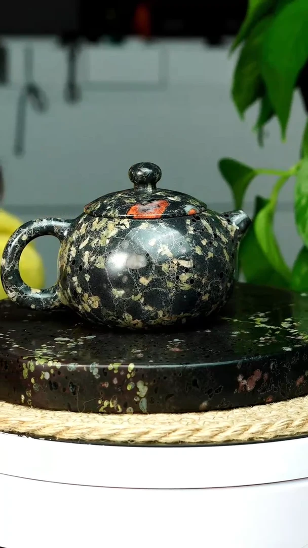 【闪购商品】梅花玉飘红西施壶