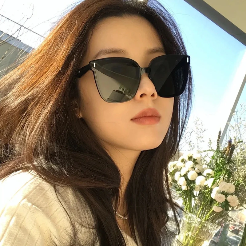 【墨镜+皮套】辣妹颜值太阳镜显小脸韩版ins网红墨镜显瘦防紫外线