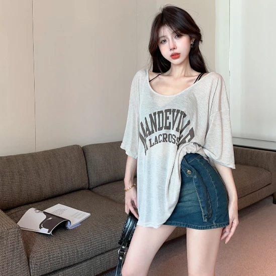 显瘦甜酷辣妹大ins短款薄款T恤女夏新款设计感小众新款外穿上衣