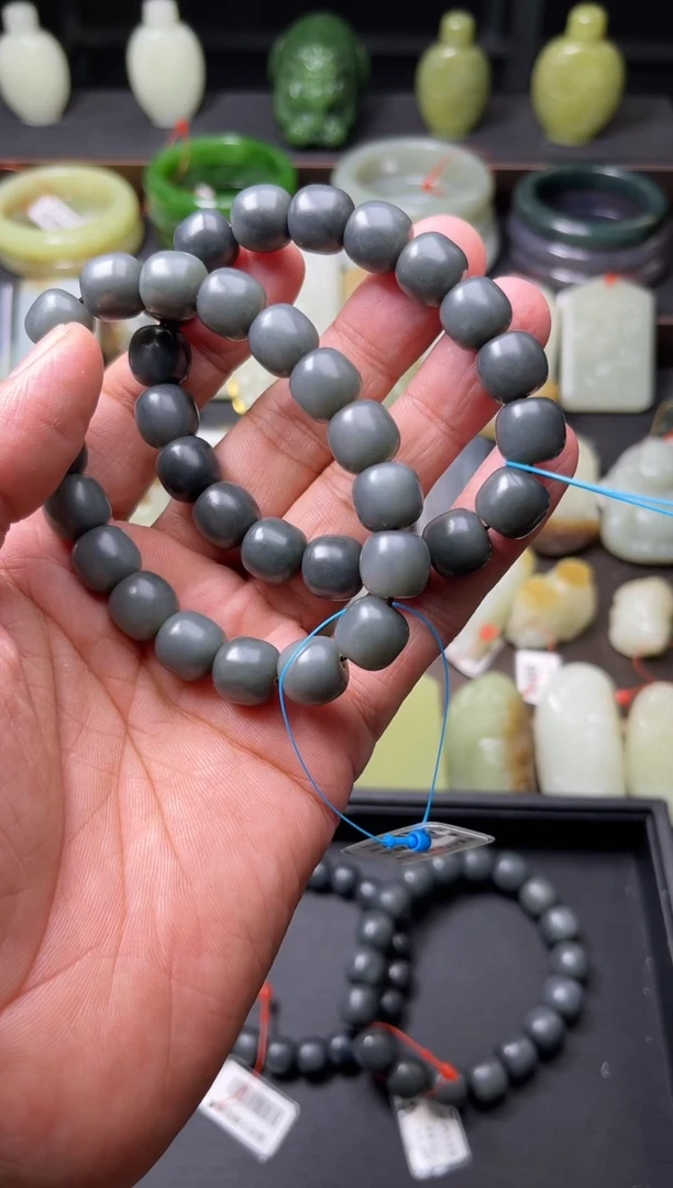 【闪购商品】和田玉手串未镶嵌卡11+毛毛矿浅色老型特价 多样性发一