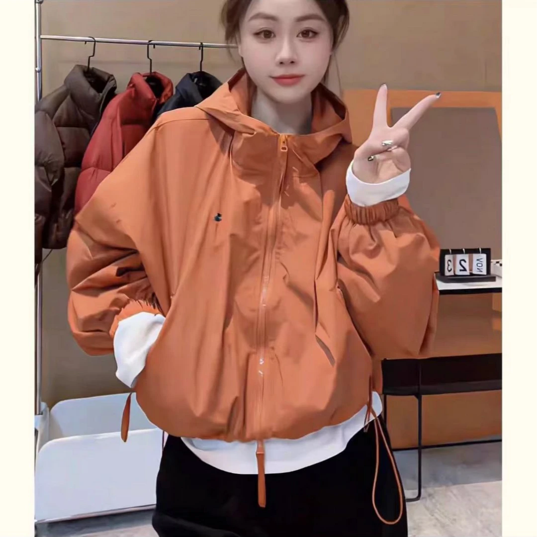 【Y-01】春秋款连帽拉链短款加厚休闲下摆抽绳休闲长袖冲锋衣外套女