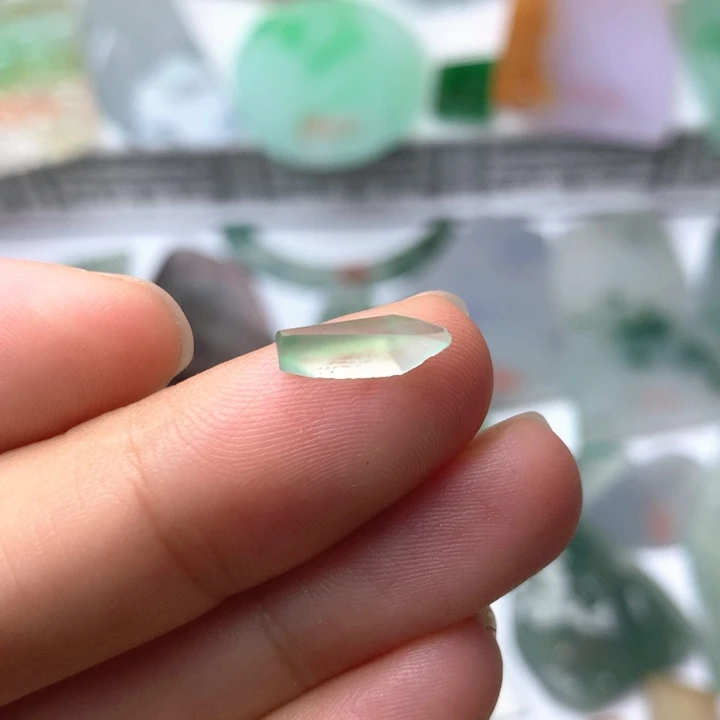 定制翡翠未镶嵌天然缅甸翡翠吊坠挂件