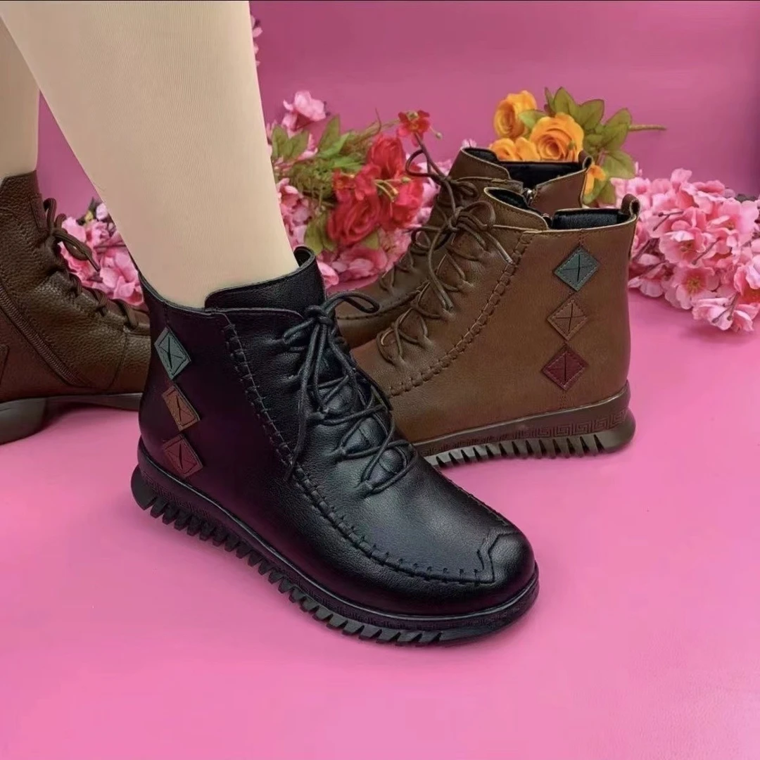 2024冬季新款软皮短靴防滑牛筋底妈妈鞋休闲女短靴加厚马丁靴2339