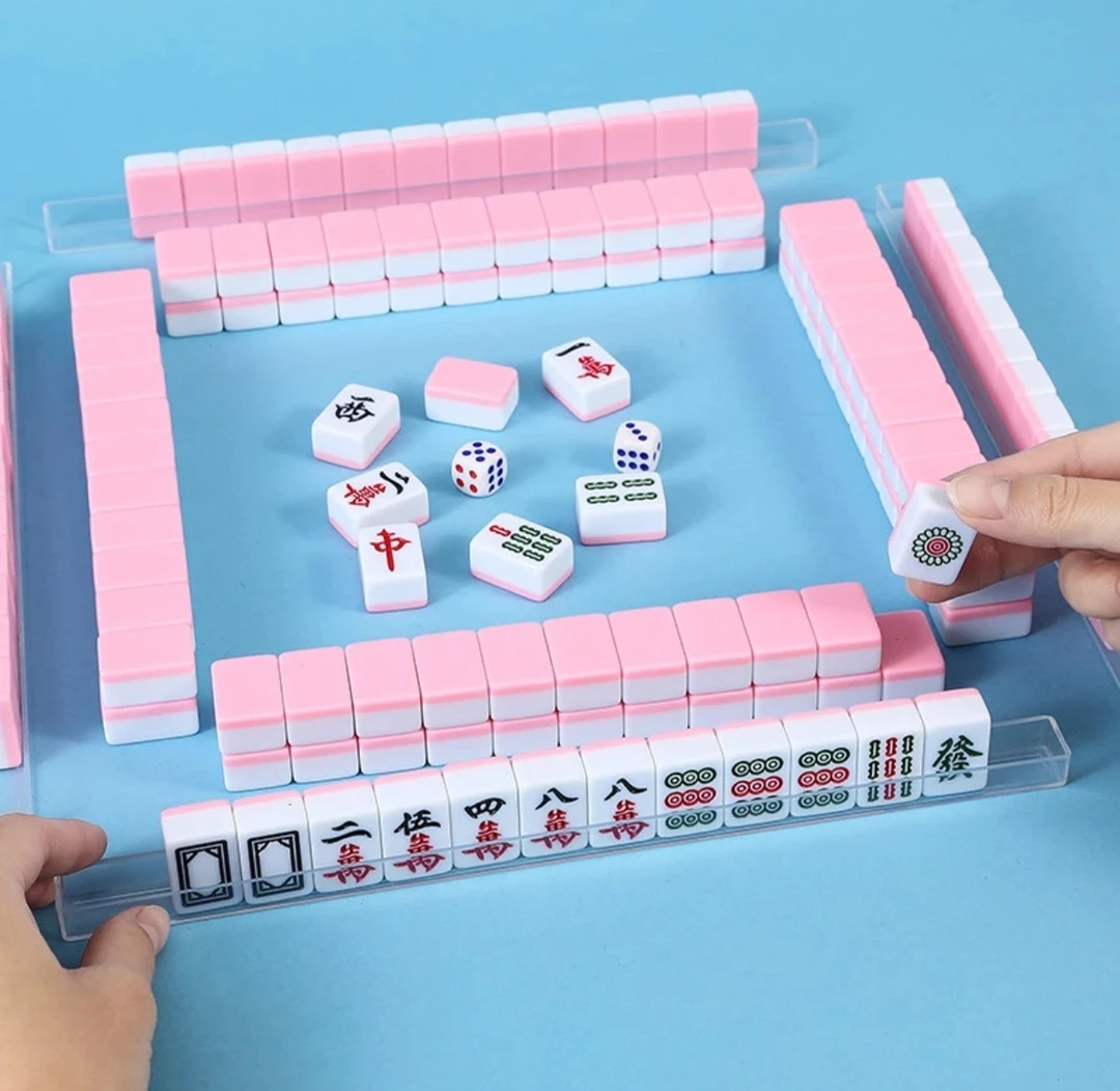 旅行装麻将直播对碰拆惊喜摆件隐藏游戏