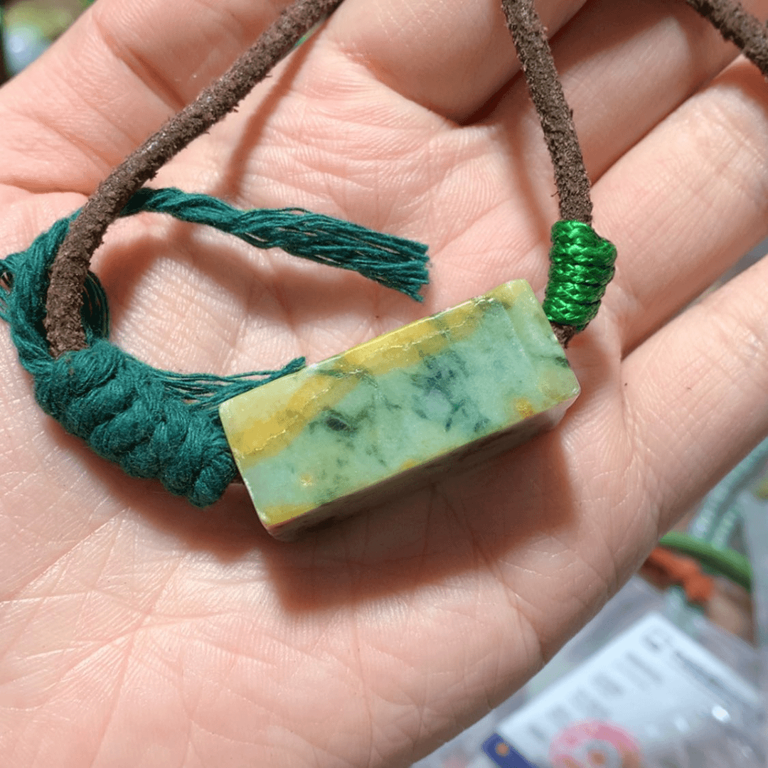 【闪购商品】翡翠颈饰未镶嵌