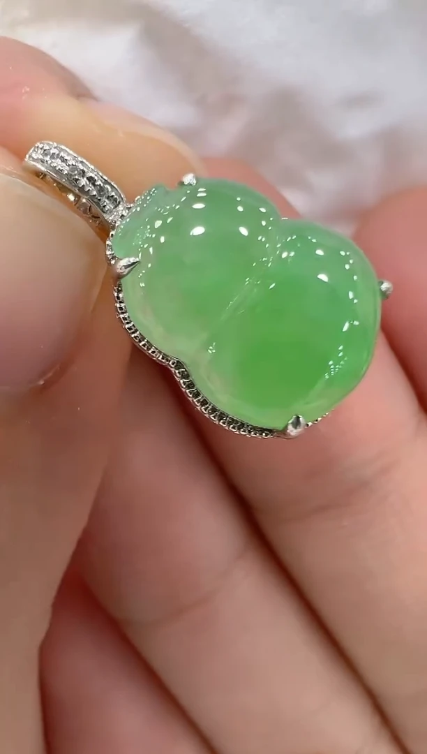 【闪购商品】翡翠吊坠(不含链)18K金镶嵌多样性团购发一件