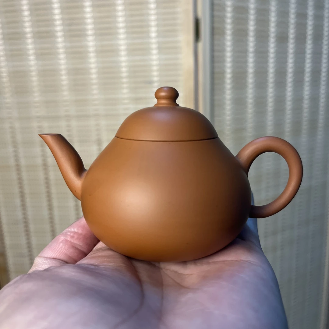 蔡铿鸡蛋黄超薄胎摹古梨氏壶潮州全手工手拉壶110cc