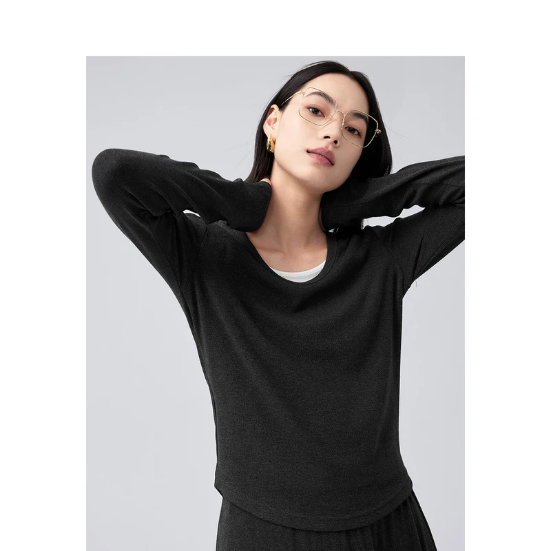 伊芙丽尤莱特气质百搭简约撞色设计打底衫休闲毛衫1F8901181陈