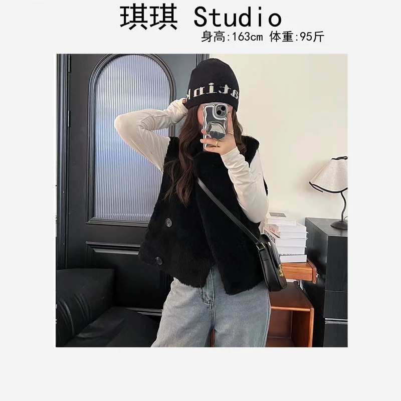 秋冬季新款加厚皮毛一体双排扣子软糯舒适羔毛百搭毛毛马甲519-G