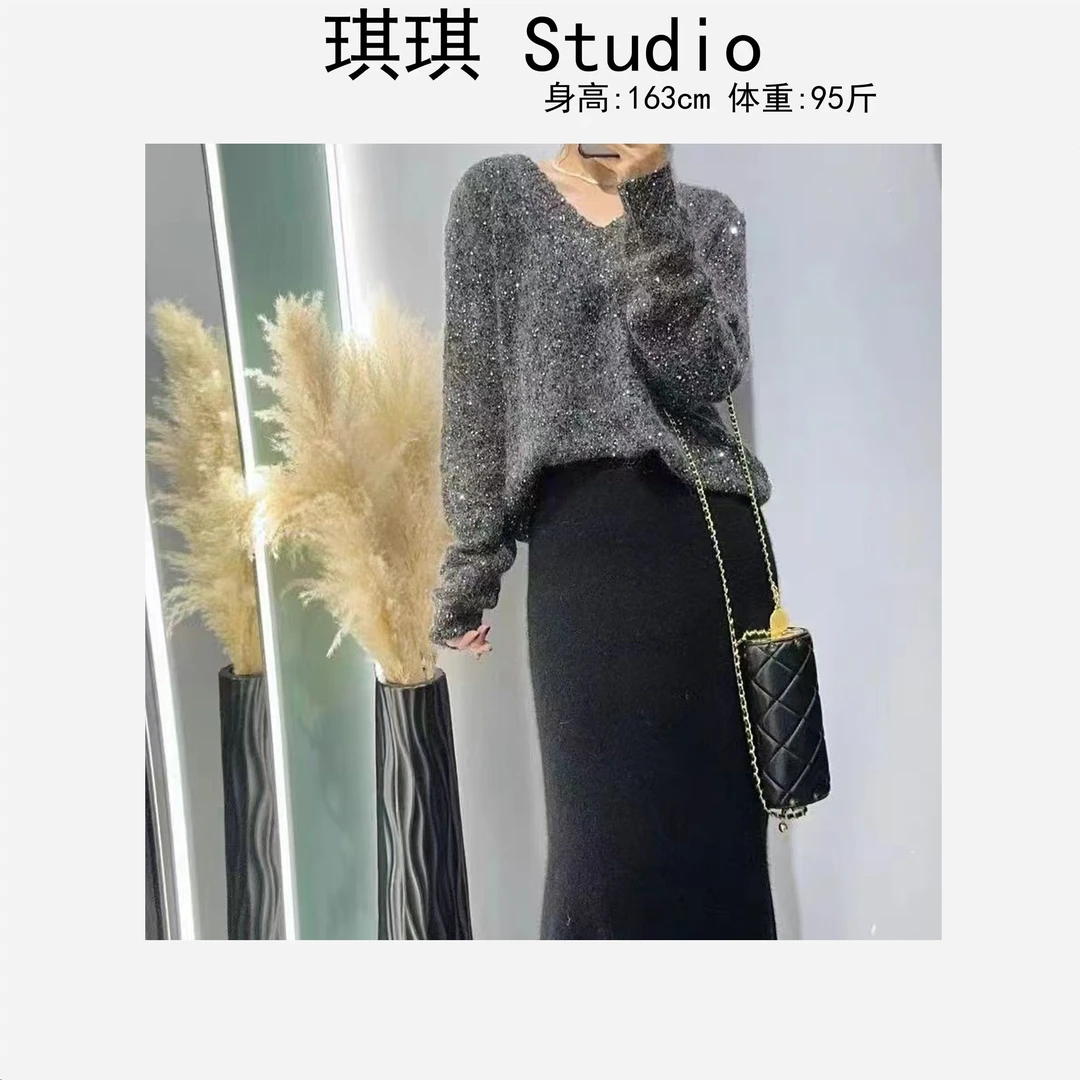 秋冬季新款v领设计高级亮片闪闪气质时尚显瘦减龄百搭针织毛衣-L