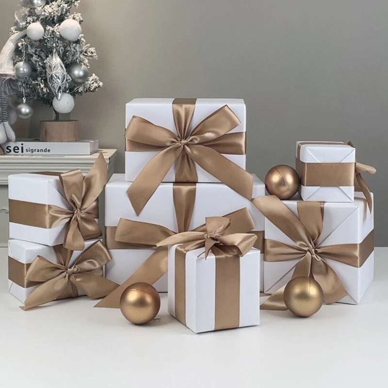 DERLVTI圣诞节装饰白金礼盒橱窗摆件堆头场景布置美陈礼物盒成品