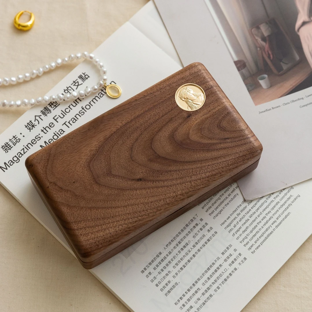 北欧国度北美黑胡桃木便携式收纳首饰盒饰品盒简约实木首饰盒