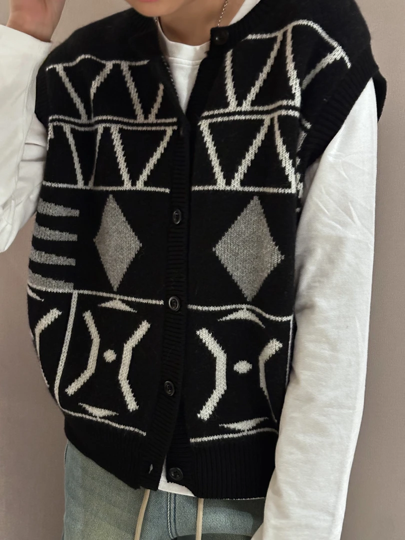 chalan  新款时尚百搭舒适几何图马甲H24C0245