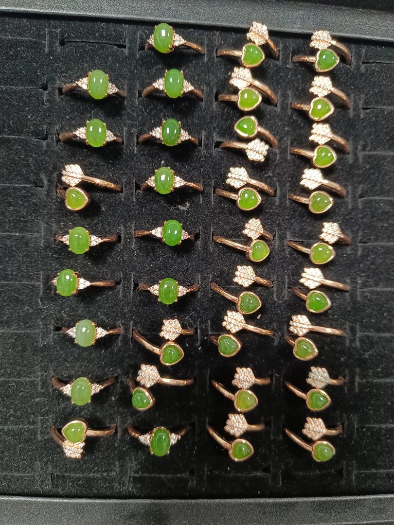 和田玉碧玉戒指戴上显高贵气质（多样性发货拍一发一）