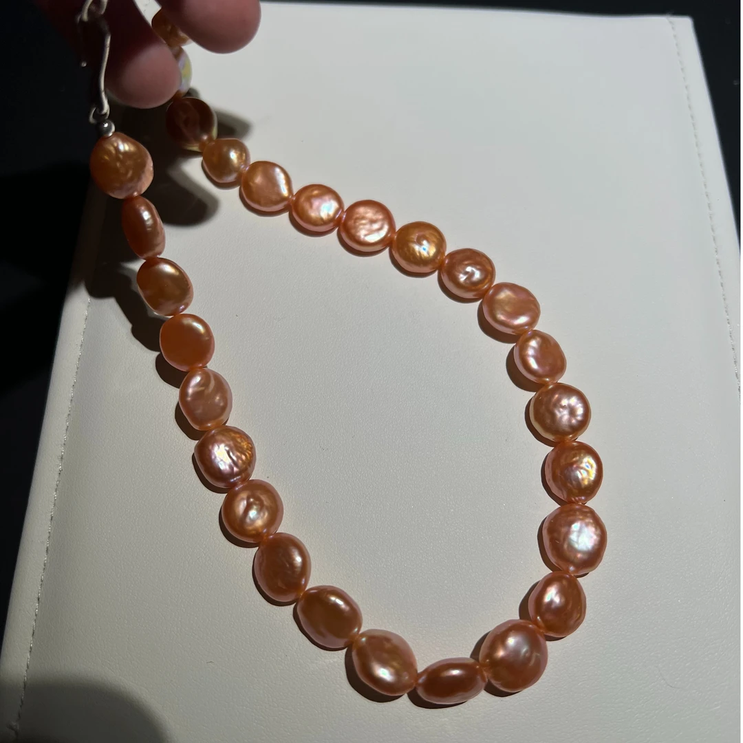 新品 芬达色 纽扣项链 颜色绝绝子的好看  ～～