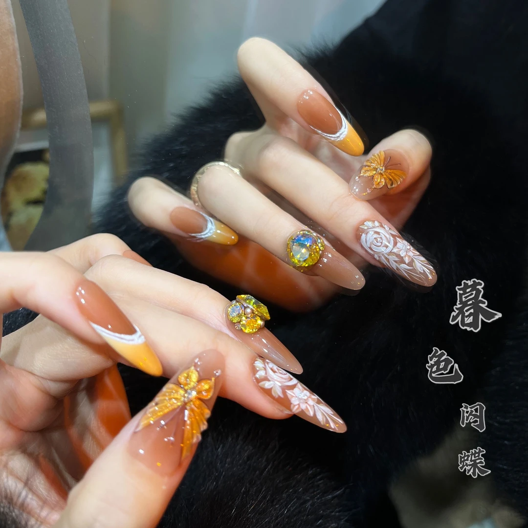 全手施华洛@【暮色闪蝶】寇丝妮 纯手工穿戴式美甲
