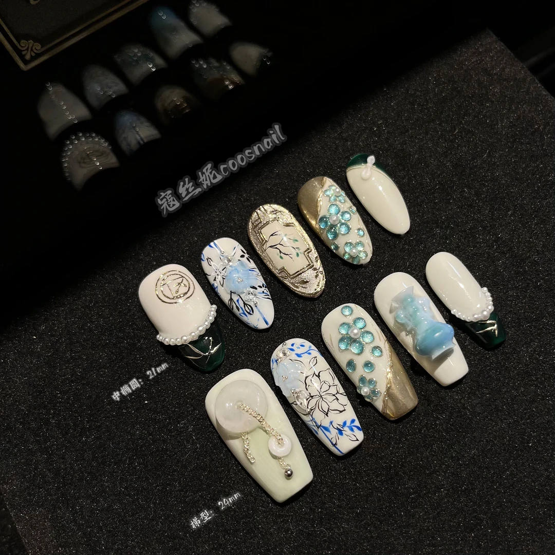 设计师@【玉净瓶】寇丝妮 纯手工穿戴式美甲玉屏窗花新中式立体花