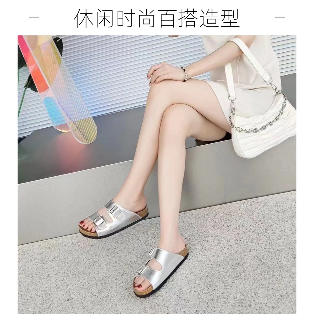 左她56756新款女士一字带扣真皮爆裂纹按摩底百搭银色外穿拖鞋