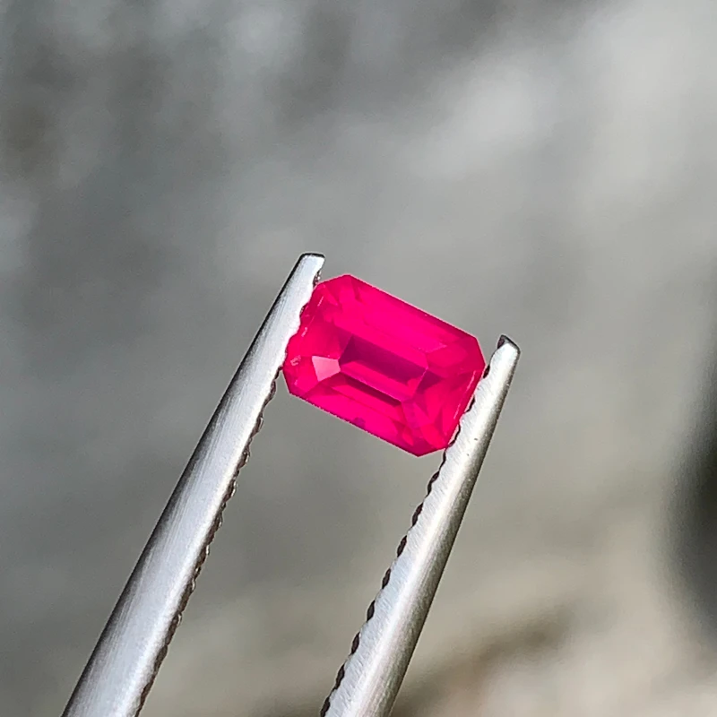 1.1克拉无烧红宝石 EGL证书 vivid red 天然宝石 斯里兰卡彩宝