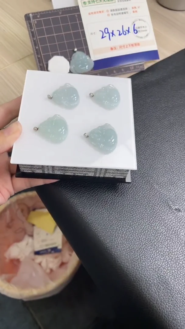 【闪购商品】翡翠挂件18K金镶嵌18K翡翠冰佛公/多样性发其一CP