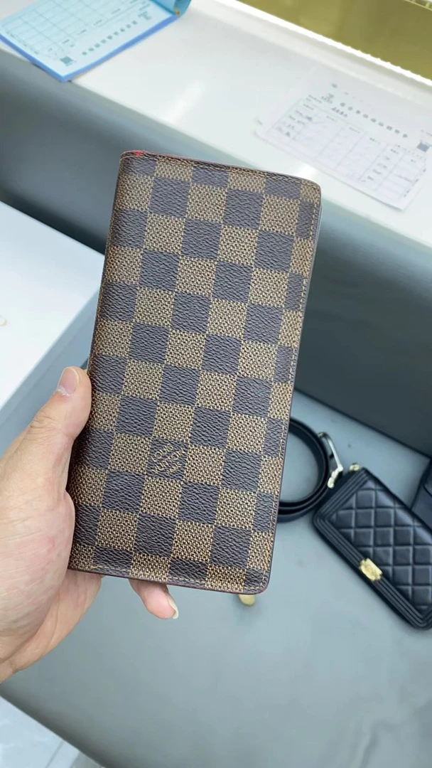 嘉壹/98新(3397) LV 棕色棋盘格对折钱包