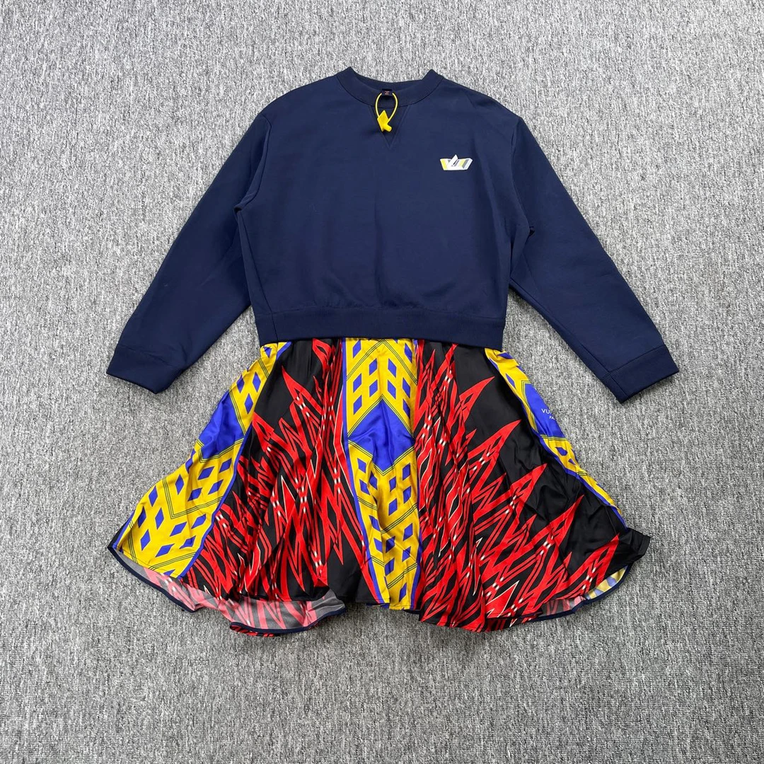 99新 4686/LOUIS VUITTON 藏蓝色设计感长袖卫衣连衣裙/S码/99新