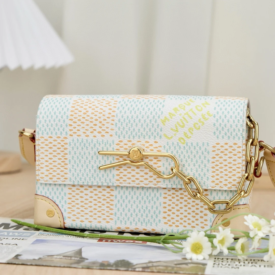 嘉壹/99新(6165) LV steamer wearable 24FW新款翻盖小盒子包
