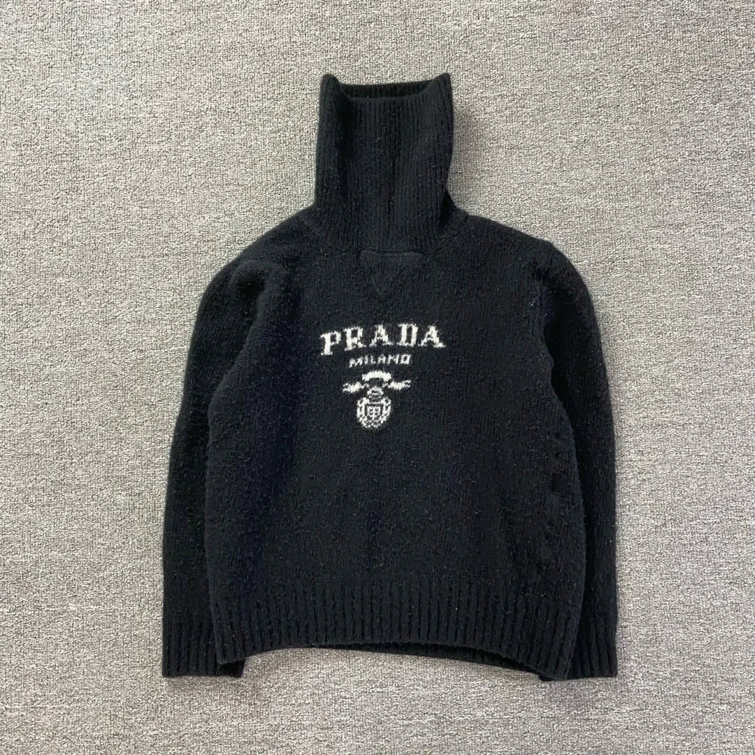 CD PRADA高领Logo图案羊毛衫修身毛衣/38码/95新/公价10491/15924