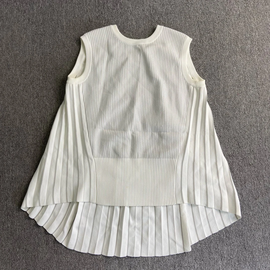 99新 TORY BURCH/汤丽柏琦 褶皱上衣/40码/97新/挂丝/52137