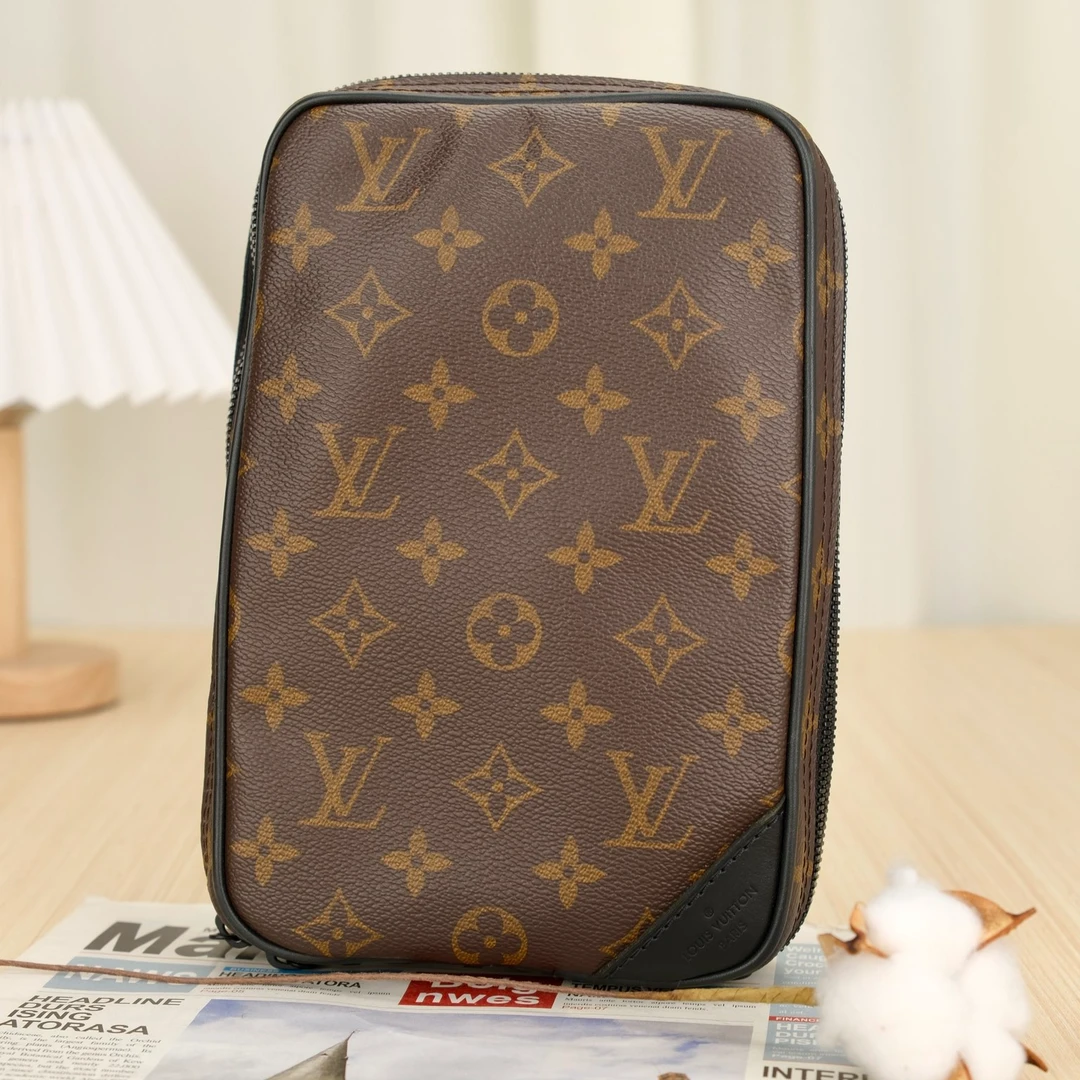 嘉壹/（5891）LV  Utility Side 经典老花  腰包