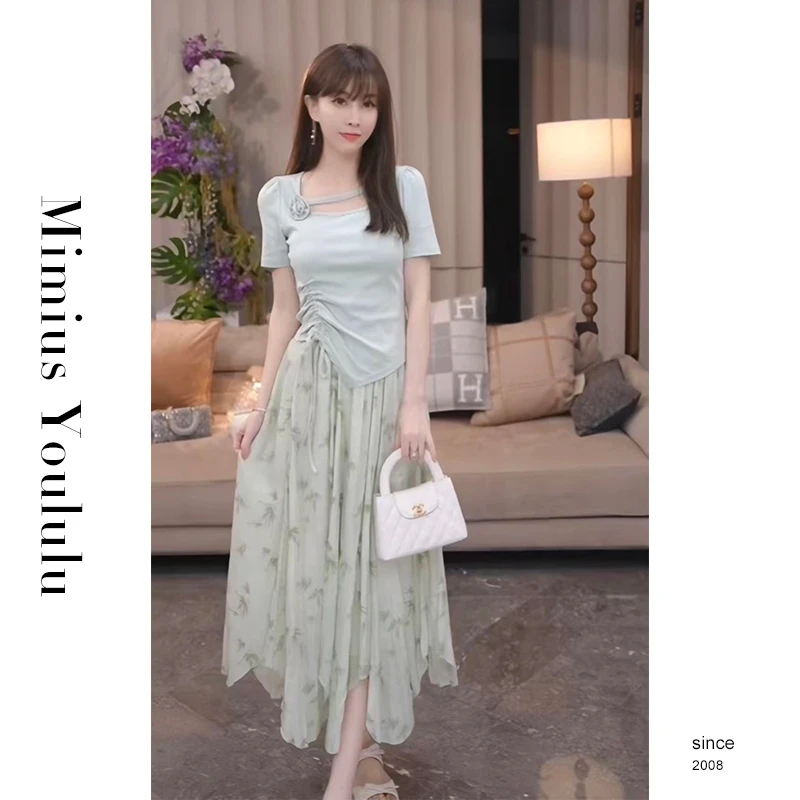 【mimius】&橘子【尔克情诗】不规则立体花上衣+半身裙 F06371