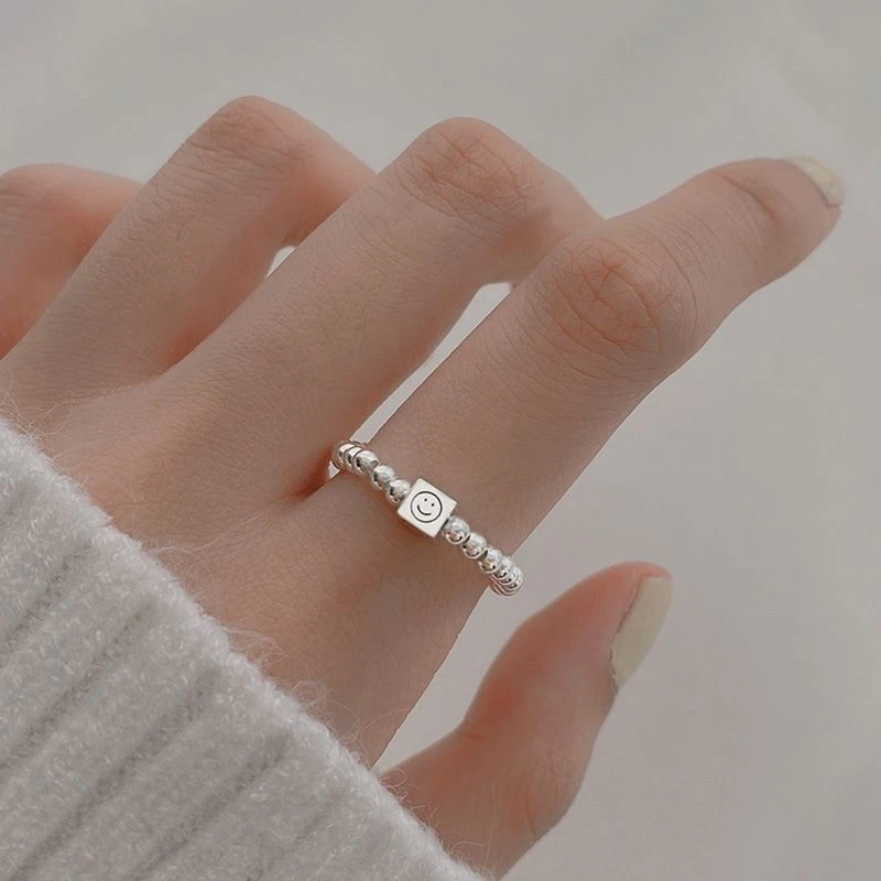 925银戒指 s925银弹力绳圆珠戒指女简约设计轻奢指环小众笑脸时尚