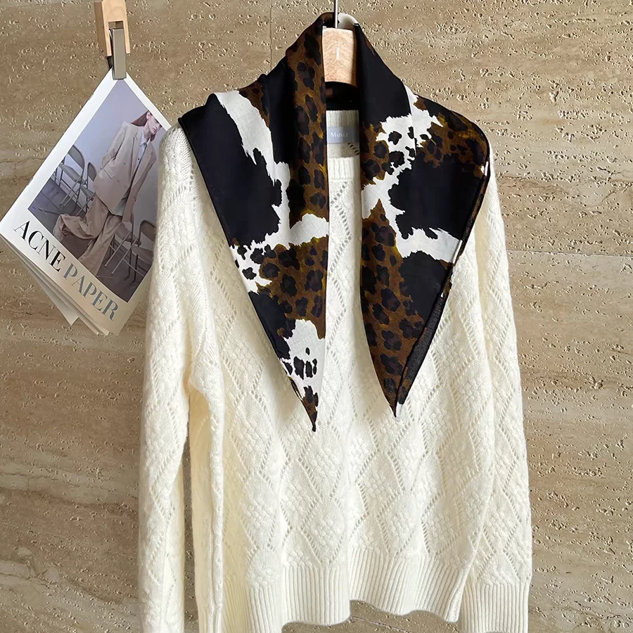 【豹纹】65双面印花小丝毛秋冬必备丝滑和温暖并存时尚百搭围巾