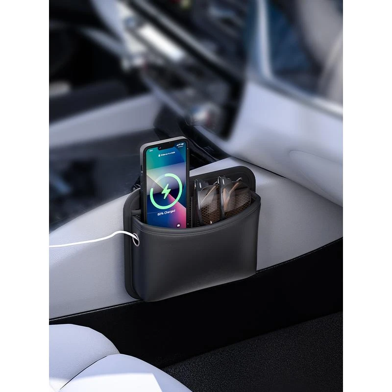 车载收纳袋手机卡片充电线高级感车内置物盒多功能侧边车门储物盒