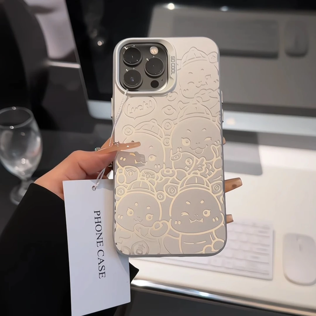 镂空财神小蛇适用苹果16手机壳华为可爱vivo卡通小米15oppo防摔套