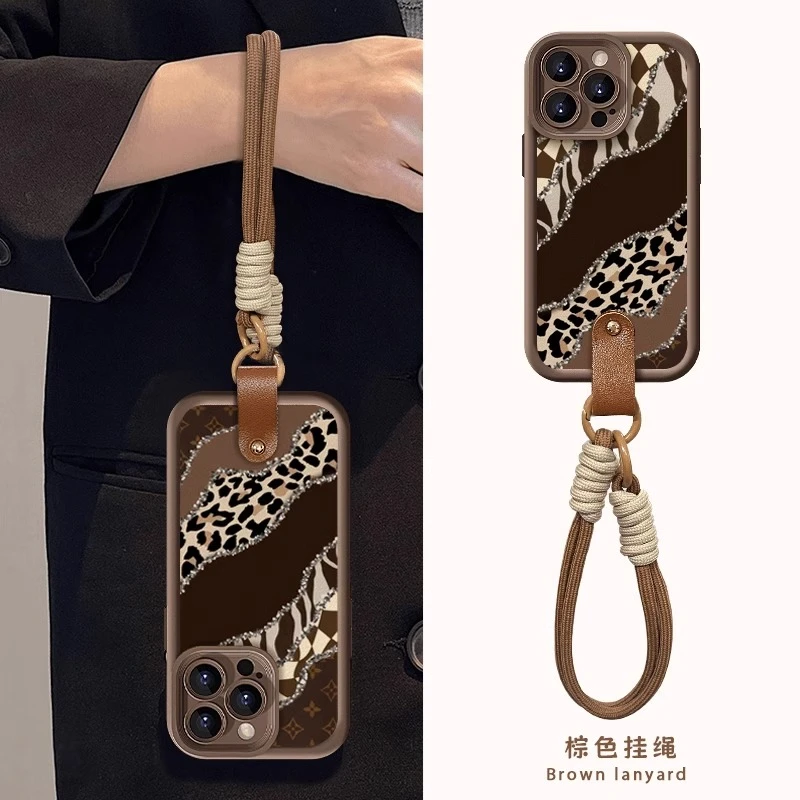 轻奢豹纹挂绳适用苹果16手机壳华为小众oppo高级小米vivo秋冬新款