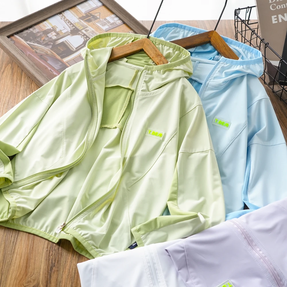 儿童男童夏季新款字母贴标拼接网眼连帽防晒衣中大童拉链衫24X23