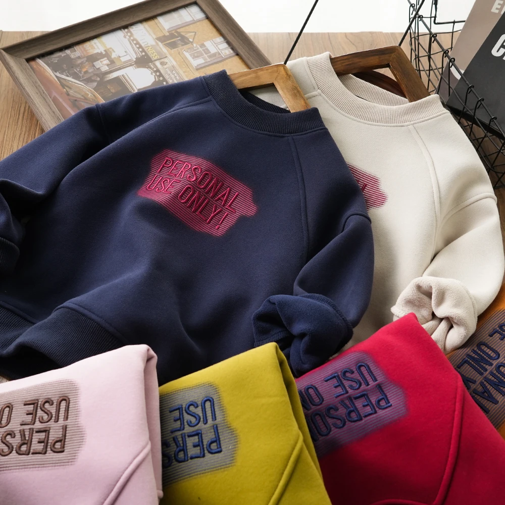 男童童装秋冬款字母刺绣时尚拼接加绒卫衣中大童圆领上衣26217