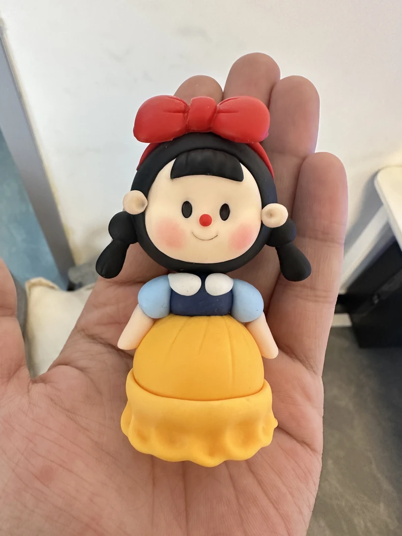 白雪 黏土手工娃娃