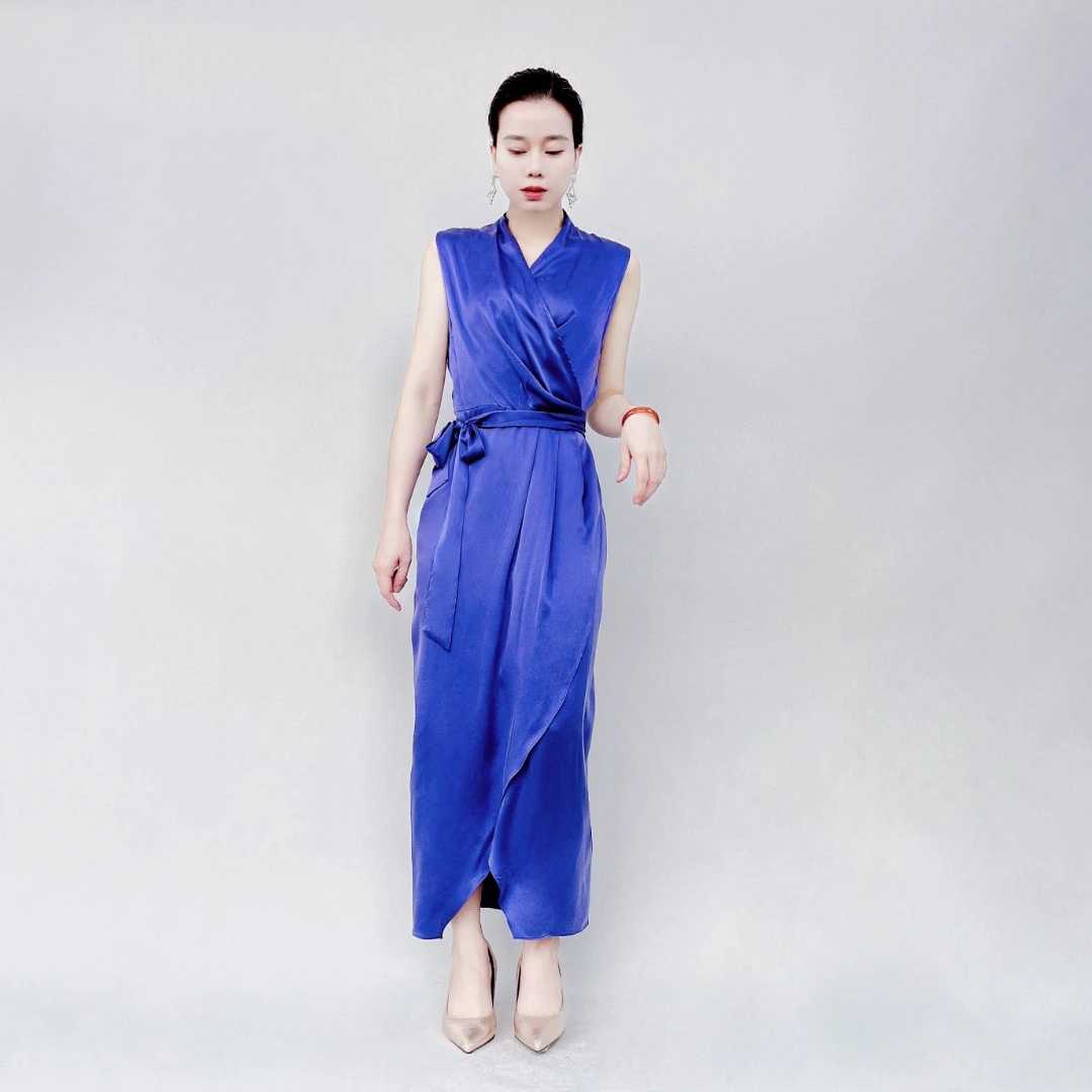 设计师高定春夏氛围感连衣裙显瘦气质时尚修身无袖轻奢女神夏季