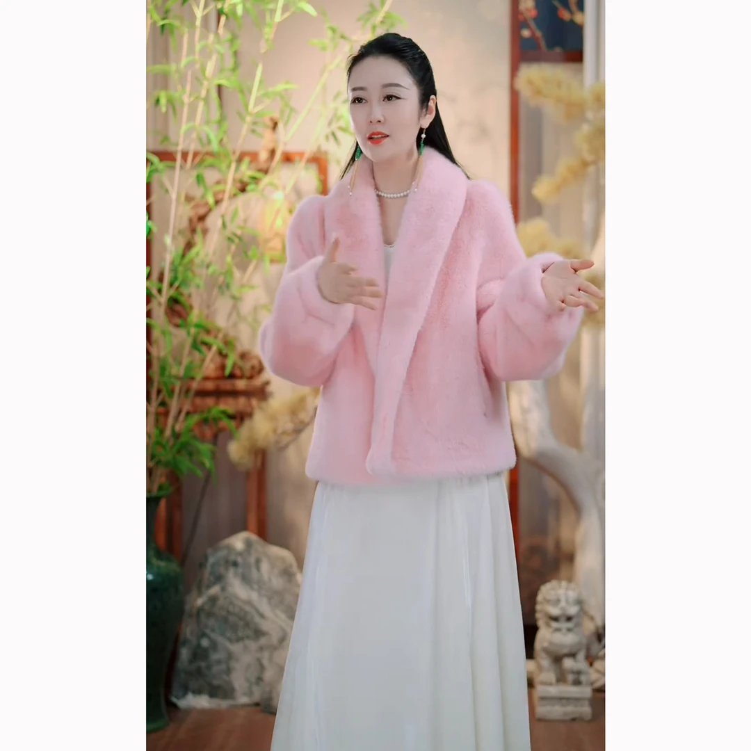 【梦华】冬季纯色时尚轻奢百搭重工保暖加厚短款外套