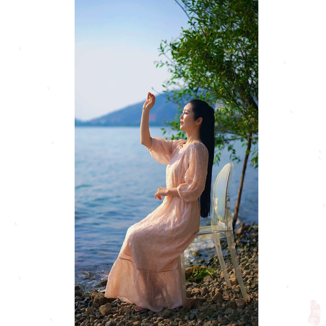 【水仙玉露】春夏国风复古纯色清新百搭系带长款连衣裙丁达尔穿搭