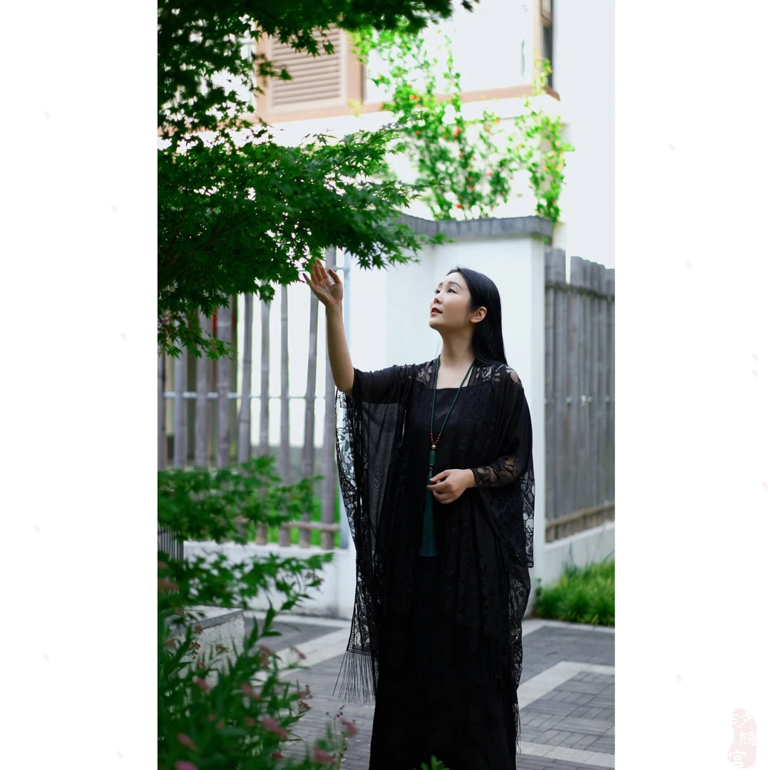 【菡兮】春夏纯色气质简约时尚蕾丝仙气优雅流苏百搭薄款长款披肩