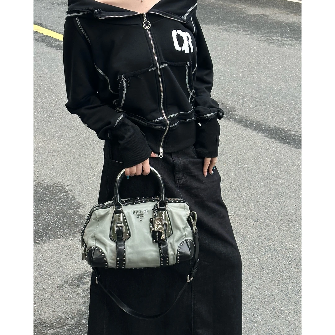 95新 Prada/普拉达 只盒/Prada中古限量款铆钉保龄球包