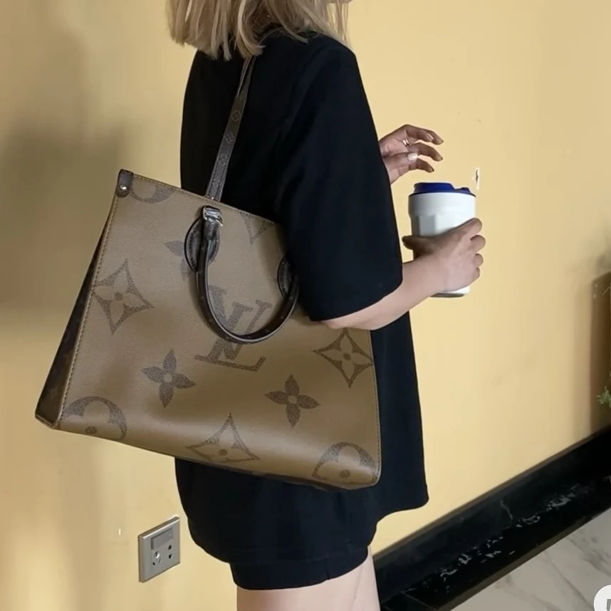 95新 LouisVuitton/路易威登 只盒/LV onthego中号托特包
