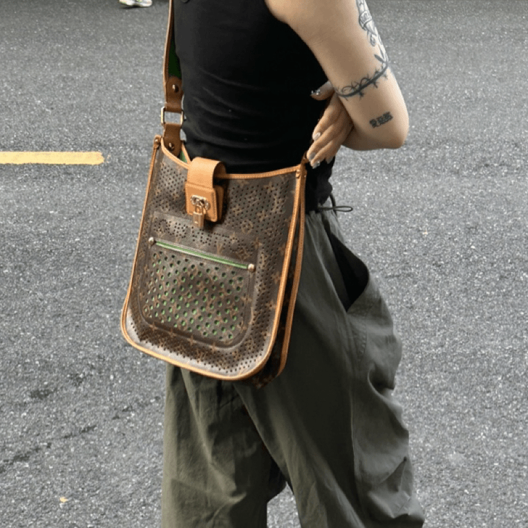 95新 LouisVuitton/路易威登 只盒/LV老花网眼伊芙琳斜挎包
