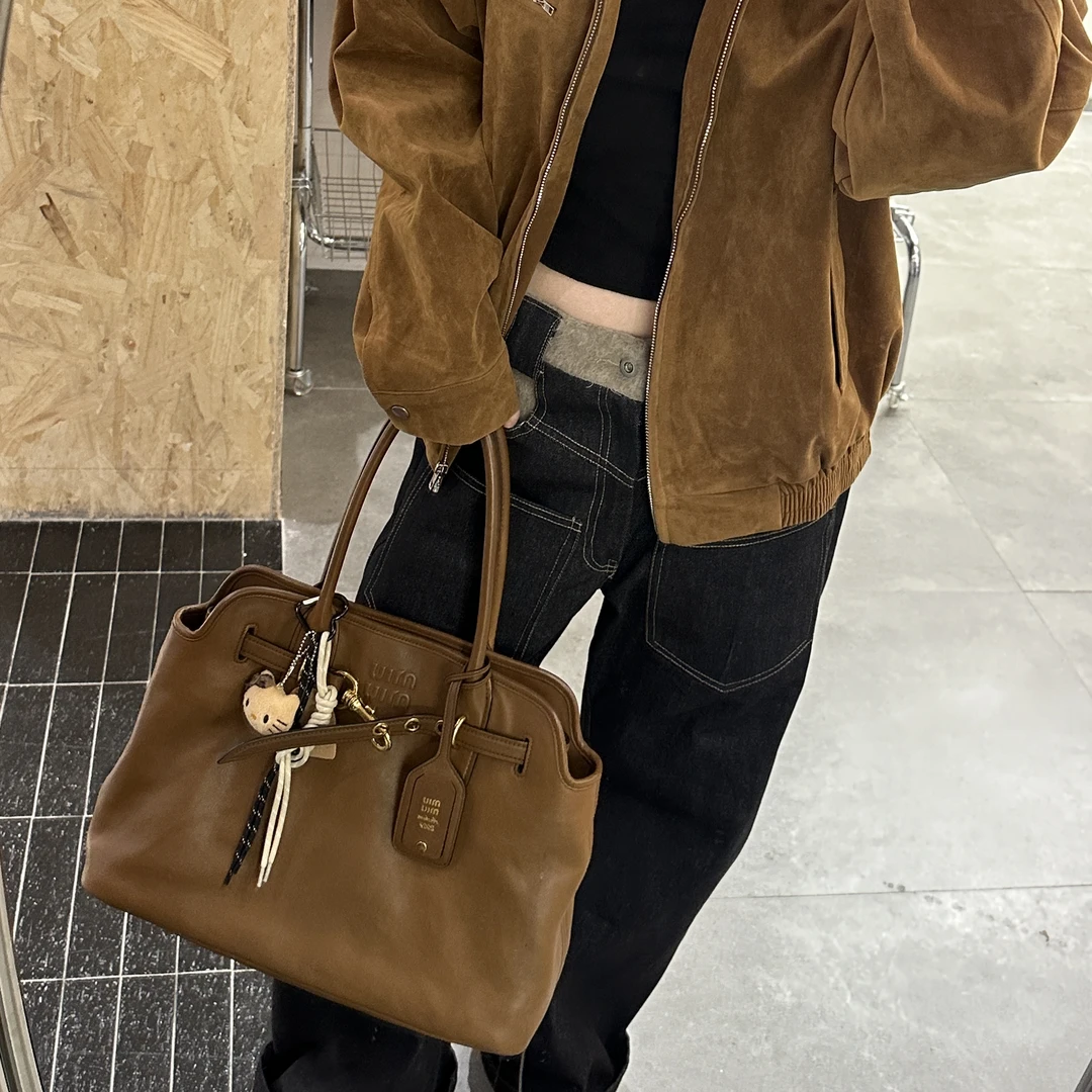 95新 MIU MIU/缪缪 只盒/MiuMiu新款橡木色Aventure Nappa公文包