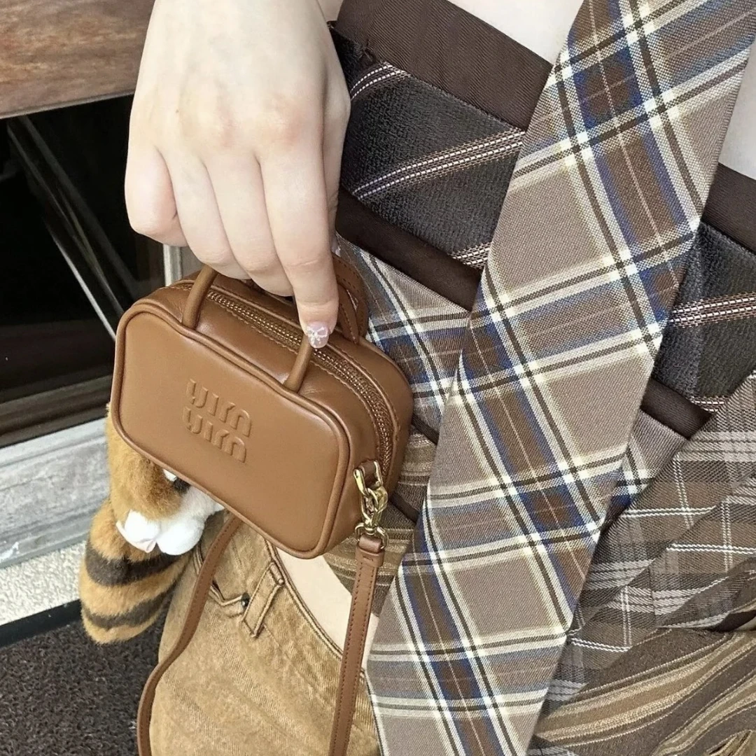 95新 MIU MIU/缪缪 只盒/金棕色超小mini保龄球一代手提斜挎包