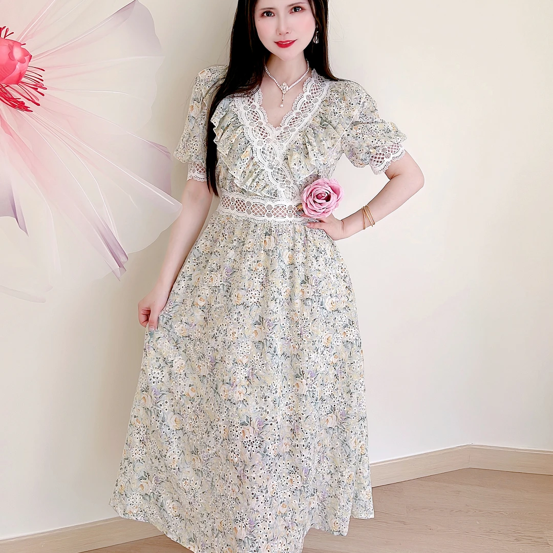 轻奢小众设计花城秘境碎花连衣裙