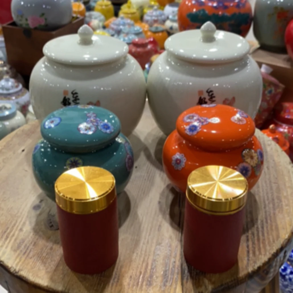 高挡陶瓷密封罐储物罐